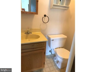 632 Lincoln St, Shoemakersville, PA 19555 - photo 7