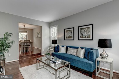 7011 Polins Ct, Alexandria, VA 22306 - photo 4