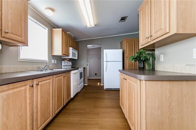 NEW RANGE & REFRIGERATOR