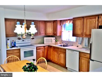 78 S Spring Ln, Phoenixville, PA 19460 - photo 2