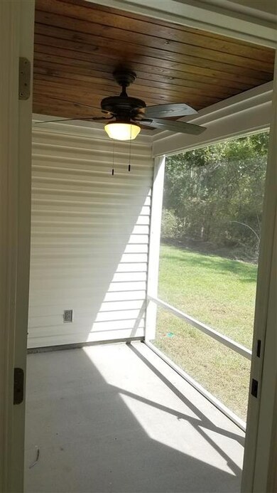 145 Duane Dr, Crawfordville, FL 32327 - photo 4