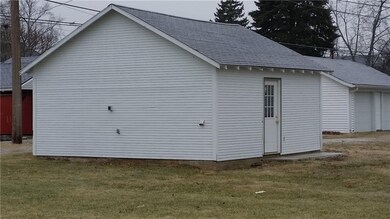 1827 N B St, Elwood, IN 46036 - photo 5