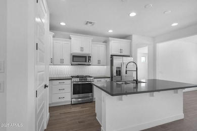 18126 W Hiddenview Dr, Goodyear, AZ 85338 - photo 7