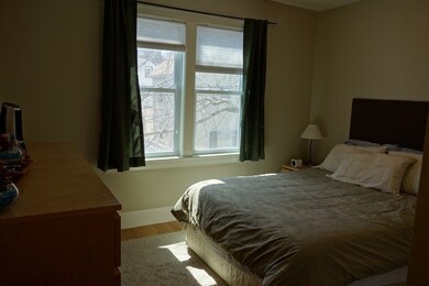 5 Plymouth St unit 2, Cambridge, MA 02141 - photo 5