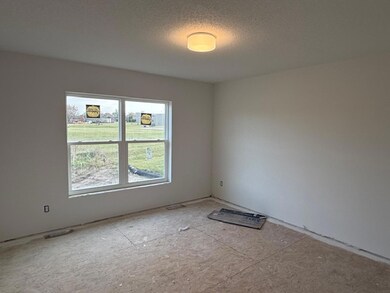 3335 Lincolnshire Rd, Waterloo, IA 50701 - photo 6