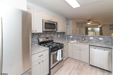 1554 Thomas Jefferson Ct unit 1554, Mays Landing, NJ 08330 - photo 5