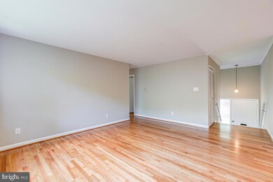 2 Martha Ct, Rockville, MD 20852 - photo 7