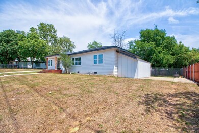 308 Jennie Ln, Denison, TX 75020 - photo 3