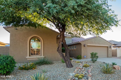 18115 W Desert View Ln, Goodyear, AZ 85338 - photo 3