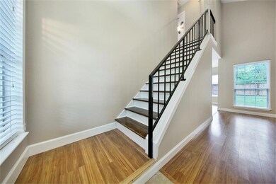 8427 Greenleaf Lake Dr, Houston, TX 77095 - photo 4