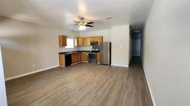 605 Martin Luther King Blvd unit A, Elgin, TX 78621 - photo 4