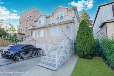 136 Lyman Ave unit 5, Staten Island, NY 10305 - photo 4