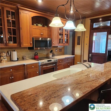 41 N 7th St, Coplay, PA 18037 - photo 5