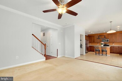 2404 Neabsco Creek Ct, Woodbridge, VA 22191 - photo 6