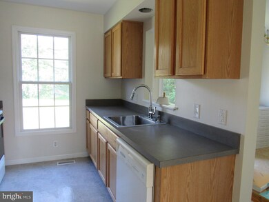15112 Ridge Rd, Waynesboro, PA 17268 - photo 5