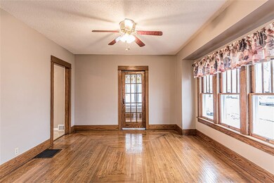 1208 S Main St, Auburn, IN 46706 - photo 7