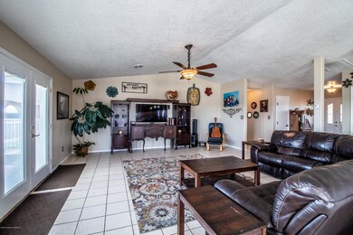 4800 Hilltop Ct, Farmington, NM 87402 - photo 5