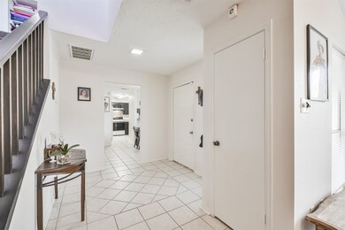 7862 Greenedge Dr, Houston, TX 77040 - photo 7