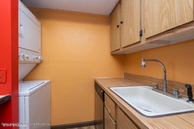 05_4207-Amboy-Rd_2005_Web