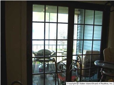 537 Correll Ave unit 28, Staten Island, NY 10309 - photo 5