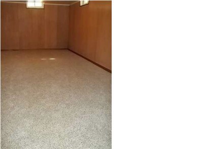 Family Room with Brand New Carpet.