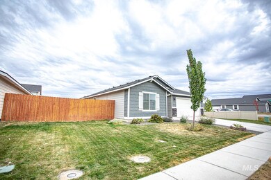 7748 E Bratton Dr, Nampa, ID 83687 - photo 2