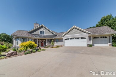 HB1_8176