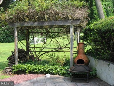 460 Stoneridge Rd, Emmaus, PA 18049 - photo 5