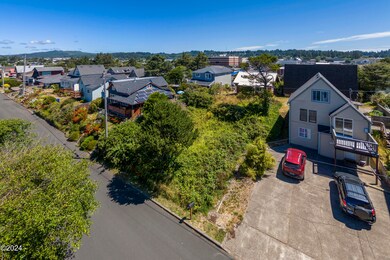 137 SW HURBERT ST (11)