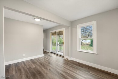 1925 Robindale St, Wickliffe, OH 44092 - photo 4