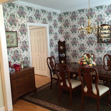 DR access to Kitchen