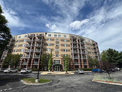 273 Cambridge Rd unit 202, Woburn, MA 01801 - photo 2