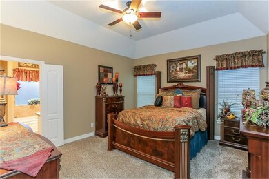 519 Weisinger Dr, Magnolia, TX 77354 - photo 4