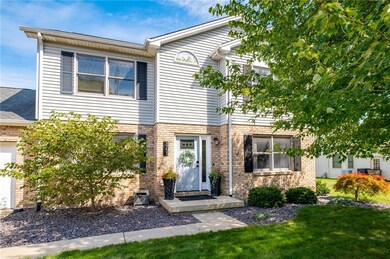 3753 Greenbriar Dr, Columbus, IN 47203 - photo 2