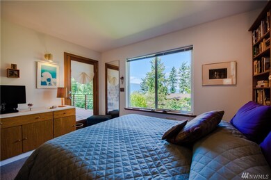 2517 Island View Ln, Lummi Island, WA 98262 - photo 4