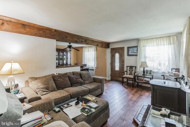 812 S Providence Rd, Wallingford, PA 19086 - photo 2