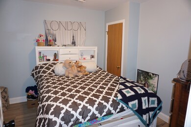 815 N Butrick St, Waukegan, IL 60085 - photo 3