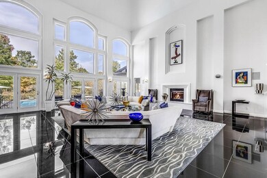 Living Rm