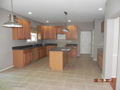 2322 Snapdragon Point, East Stroudsburg, PA 18301 - photo 2