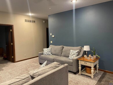 1145 SW Red Oaks Place, Topeka, KS 66615 - photo 4