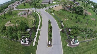 10708 W 165th St, Overland Park, KS 66221 - photo 4