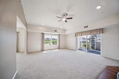 9001 Windsor Pkwy unit 302, Johnston, IA 50131 - photo 5