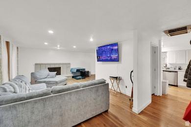 4615 S Monroe Blvd, Ogden, UT 84403 - photo 5