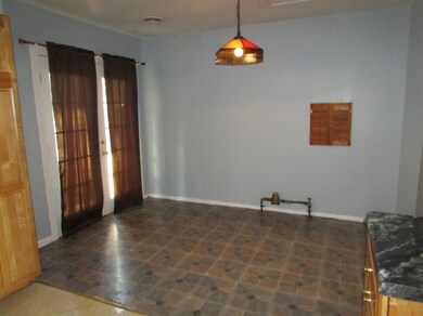 103 W 15th St, La Porte, IN 46350 - photo 4