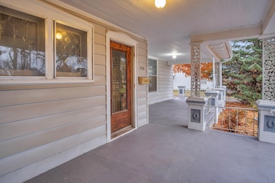 216 W 8th St, Newton, KS 67114 - photo 5