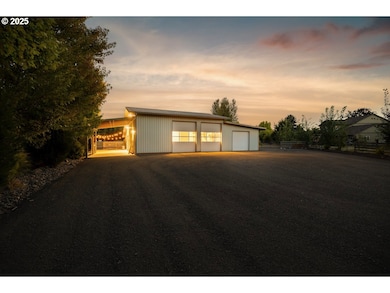 8720 SE Morgan Ln, McMinnville, OR 97128 - photo 5