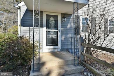 208 Cherry Ln, Ambler, PA 19002 - photo 5