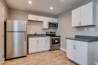 801 E Puget Ave unit 3, Phoenix, AZ 85020 - photo 4