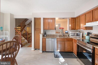 5 Port Haven Ct, Germantown, MD 20874 - photo 4