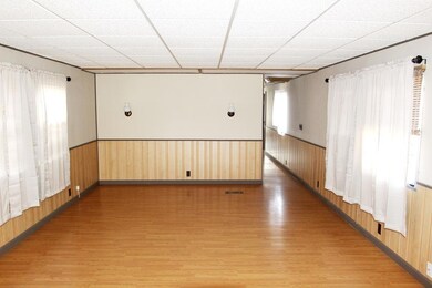 Living Room (2)